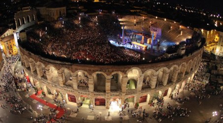 Due opere di Affidato per celebrare Umberto Tozzi Il 18 settembre all’arena di Verona la serata evento “40 anni che ti amo”