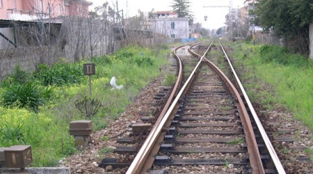 Fondi Ue per rinnovo linea ferroviaria Calabria-Puglia Ammonta a 74,7 milioni di euro lo stanziamento europeo per i lavori di ammodernamento