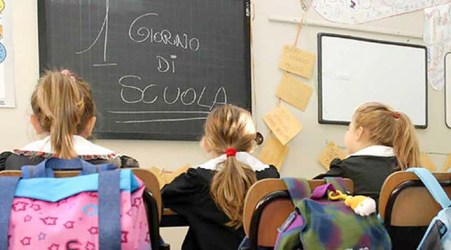 Calabria, tutto pronto per l’avvio dell’anno scolastico La prima campanella suonerà giovedì per 279.798 bambini