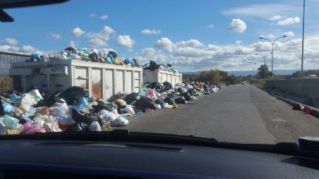 Gioia Tauro, emergenza rifiuti nel Quartiere Fiume Fare con Tosi: "Sequestrare i rifiuti ed ordinarne la rimozione un rimedio per uscire dall’emergenza"