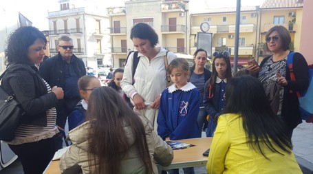 Rosarno, centinaia di visite oculistiche gratuite Nel camper dei Volontari Vagabondi