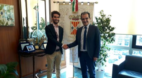 “Sempre al fianco degli studenti” Il presidente della Provincia di Catanzaro, Enzo Bruno, ha incontrato il neo presidente della Consulta provinciale studentesca, Simone Giglio