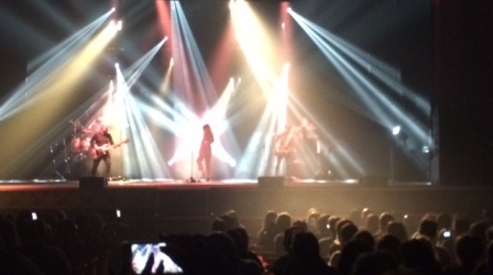 Grande successo per lo show di Paola Turci a Cosenza L’emozione della cantante: "Qui sono rinata"