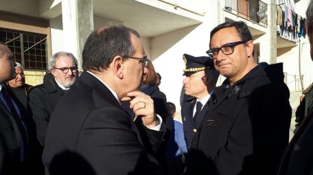 Marziale e il prefetto Di Bari in visita al quartiere Ciambra Per monitorare lo stato di avanzamento dei lavori