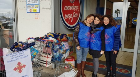 Gioia, raccolta alimentare Ordine Costantiniano Calabrese Grande successo per l'iniziativa natalizia