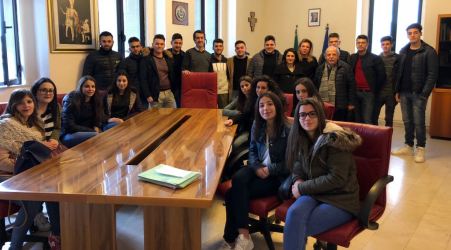 Alternanza scuola-lavoro al Comune di Taurianova Crescita formativa per gli studenti delle scuole secondarie di secondo grado