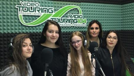 Gli studenti del Liceo “on-air” con Radio Touring 104 Fino a maggio ospiti dell'emittente con rubriche dedicata alla letteratura e alla filosofia  