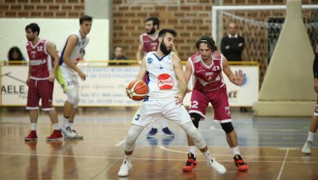 Lamezia inizia male ma vince contro la Vis BASKETBALL LAMEZIA – VIS REGGIO CALABRIA 88-79