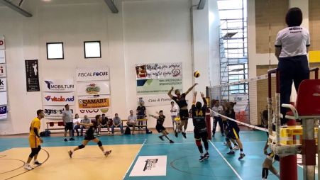 Gara1, missione compiuta per la Conad Lamezia Conad Lamezia-Romeo Normanna Aversa 3-0