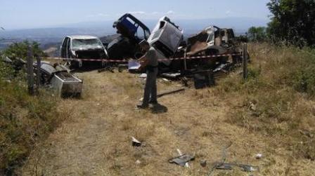 Sequestrata discarica abusiva nel Parco del Pollino Scoperta dai Carabinieri forestali che hanno denunciato due persone