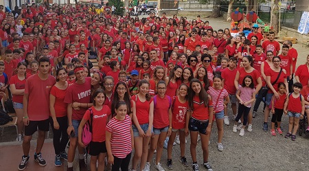 Polistena, l’Estate Ragazzi firma un rosso impegno La Parrocchia Santa Marina Vergine, l'Associazione "Il Samaritano" e l'Estate Ragazzi aderiscono all'appello lanciato da don Luigi Ciotti "Una maglietta rossa per fermare l'emorragia di umanità"  