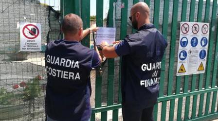 Reflui fognari finivano in mare, sequestrato depuratore La Guardia Costiera aveva indagato per risalire alle cause dell'intorbidimento dell'acqua