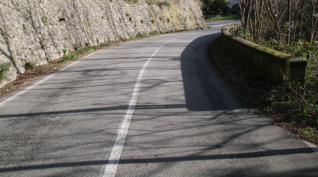 Pericoli Sp1 Locri-Gioia Tauro, incontro in Prefettura Previsti interventi per mitigare la situazione di estremo pericolo dell'arteria