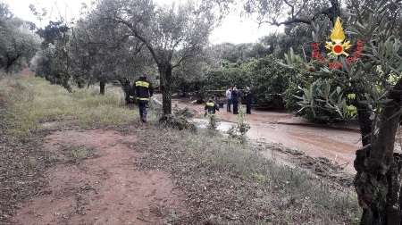 Ancora allagata area tragedia San Pietro Lametino Nella zona, a causa del maltempo, persero la vita Stefania Signore e i suoi due figli. Danneggiate diverse aziende