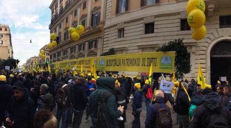 Manifestazione a Roma: presentato il piano “salvaolio” Aceto, presidente Coldiretti Calabria: "Per la nostra olivicoltura una battaglia importante"