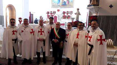 I Cavalieri templari in processione con Gesù Bambino Sono tornati a Taurianova in occasione dell'Epifania