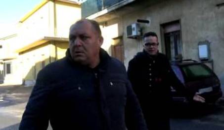 Omicidio Bruzzese, blitz di Klaus Davi a Rizziconi Il boss Crea urla: "Lasciami in pace"