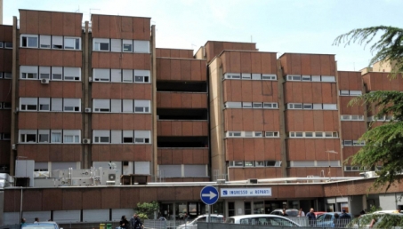 Pubblicata ordinanza che regola traffico veicolare e sosta all’interno dei presidi ospedalieri “Riuniti” e “Morelli” A tal fine, la Polizia Locale potrà verificare eventuali inosservanze al rispetto della segnaletica stradale ed effettuare le relative multe