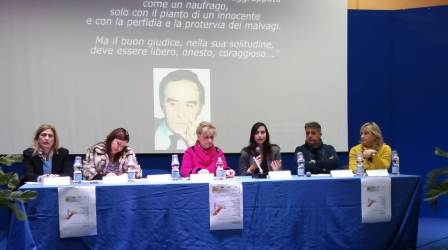 Convegno “Comunicazione e mondo del lavoro” Sinergia tra Fondazione Scopelliti e "Piria" di Rosarno