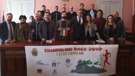 Triathlon, la gara si svolgerà a Palmi. Ieri la presentazione La location scelta per la manifestazione è la Tonnara 