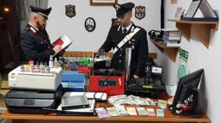 Laboratorio per falsificazione banconote: arrestato 27enne Il giovane è stato fermato dai Carabinieri