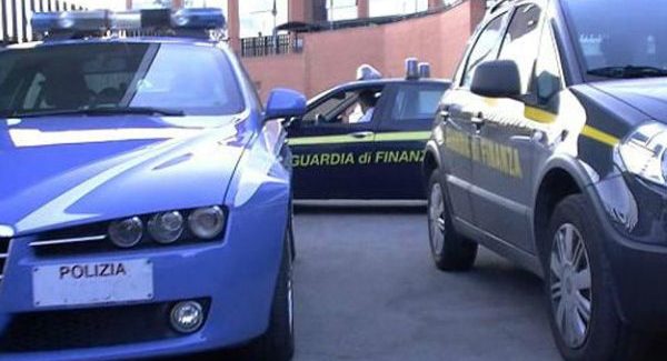 Reati contro patrimonio, domiciliari a direttore Poste Italiane Operazione della Guardia di Finanza e della Polizia di Stato 