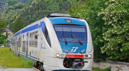 Trasporti, “Amara sorpresa per i pendolari in Calabria, rincari fino al 60%” Medesimi aumenti riguardano gli abbonamenti settimanali e i biglietti quotidiani