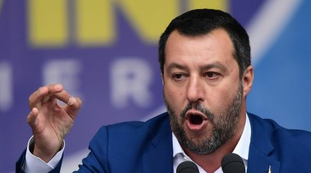 Incendi in Calabria, Salvini va in Aspromonte, annullata l’inaugurazione della sede a Rosarno Un senso di grande responsabilità nei confronti di chi, in questo momento, soffre profondamente ed ha maggiore necessità di solidarietà e sostegno. Stasera sarà a Taurianova nel gazebo per la raccolta firme sul referendum giustizia