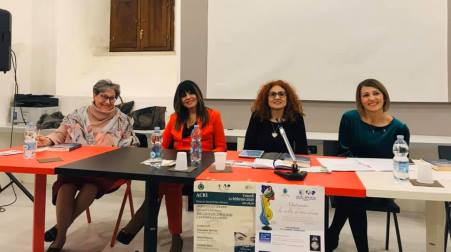 Acri, presentato il libro “Avrà gli occhi come il mare” di Antonella La Rosa A cura dall’Associazione “Fidapa” in un piacevole aperitivo letterario