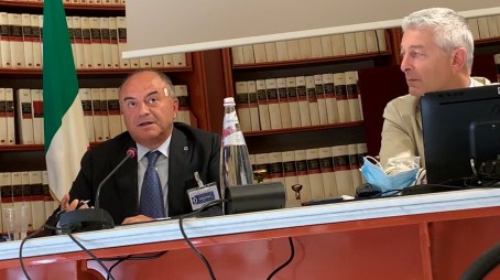 Nesci (M5S), “Auspichiamo che il processo “Rinascita Scott” si faccia in Calabria Sappiamo che il ministro Bonafede si sta adoperando e sta lavorando alacremente affinché venga scongiurata l'ipotesi di celebrare il processo fuori dalla regione