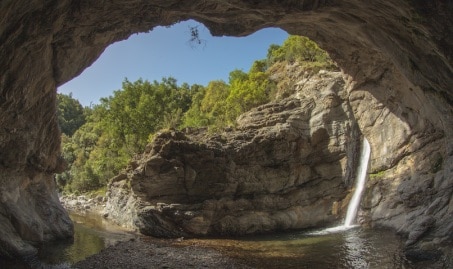 Parco Aspromonte, via alla “fase due” della Carta Europea del turismo sostenibile ’Ente Parco Nazionale dell’Aspromonte ha conseguito il riconoscimento CETS fase 1 nell’anno 2017 ed è stato l’unico Parco individuato per il 2020 a beneficiare di un importante finanziamento del Ministero dell’Ambiente per lo sviluppo della nuova fase, in stretta collaborazione con Federparchi