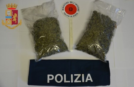 Brillanti risultati la lotta allo spaccio di stupefacenti da parte della Polizia Questura di Catanzaro: Prosegue il contrasto della Polizia di Stato allo spaccio di stupefacenti