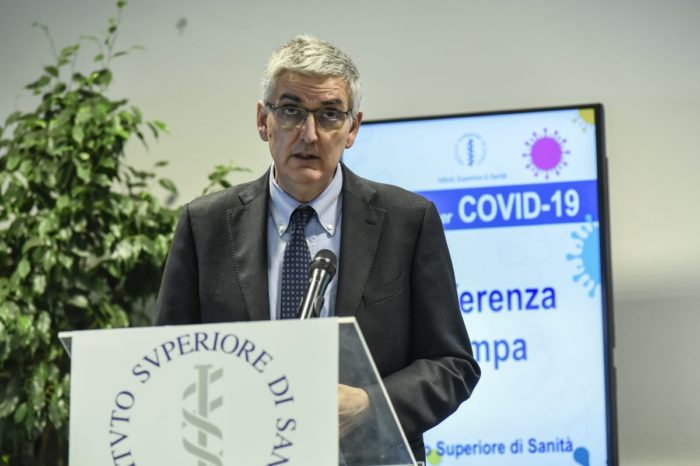 Covid, Brusaferro “Quadro in deciso miglioramento”