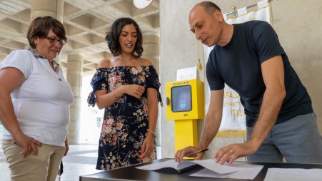 Uffici del Cedir più sicuri, installato il defibrillatore all’ingresso della Torre 1 Comune, Croce Rossa e Rotaract in prima linea per rilanciare la rete della cardioprotezione, Delfino: "Bella pagina di sinergia fra istituzioni e associazioni"