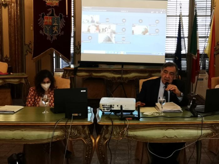 Criticità finanziarie dei Comuni, a Palermo il viceministro Castelli