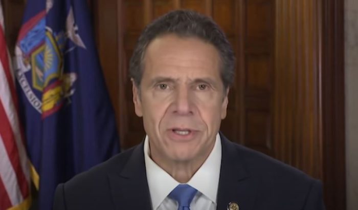 Si dimette il governatore di New York Andrew Cuomo