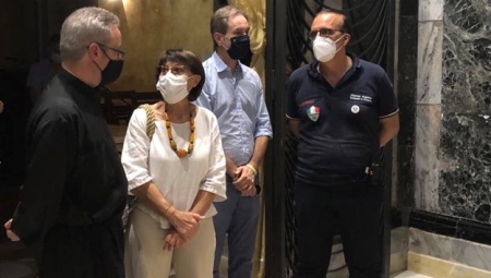 Amalia Bruni in visita istituzionale al santuario San Francesco di Paola Si è da poco conclusa la visita istituzionale presso il Santuario San Francesco di Paola della candidata alla presidenza della regione Calabria, dottoressa Amalia Bruni, ricercatrice di fama internazionale