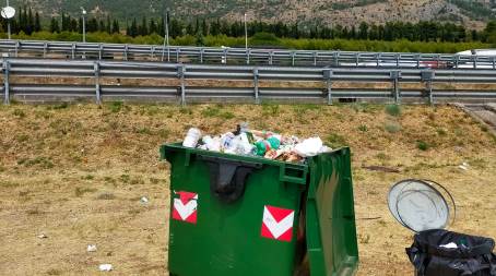 Molinaro (Lega): aree di sosta sulla A2 in una situazione di degrado brutta immagine per la Calabria Ho chiesto all'ANAS di intervenire