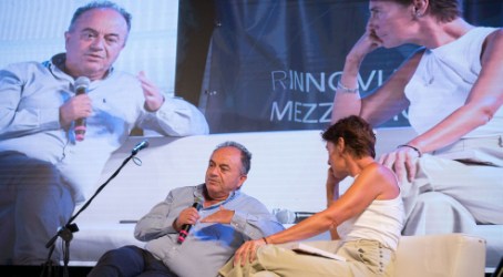 Scilla, Gratteri, “Non si risolve il problema dei candidati con la patente antimafia” Il procuratore capo di Catanzaro protagonista della prima serata di SudeFuturi