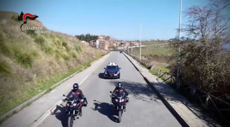 Controlli serrati tra arresti per armi, contrasto allo spaccio di stupefacenti e occupazioni abusive Si chiude con un bilancio estremamente positivo per i Carabinieri del Comando Provinciale di Vibo Valentia, a fase calda del Ferragosto