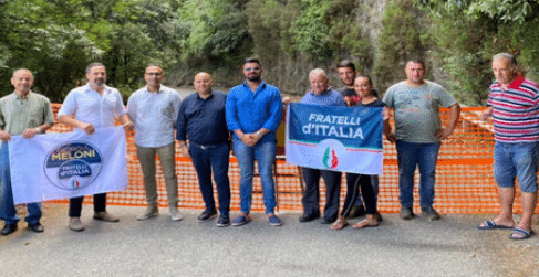 Santa Cristina D’Aspromonte, Fratelli d’Italia, “evitare ritardi sulla chiusura della SS 112 D’Aspromonte” Il Gruppo rappresentante il partito di Giorgia Meloni con a capo il commissario cittadino Antonio Violi , si è subito attivato per evitare il protrarre nel tempo delle difficoltà generate da tale chiusura sia all’intera Comunità e sia alle tantissime persone che quotidianamente percorrono tale arteria