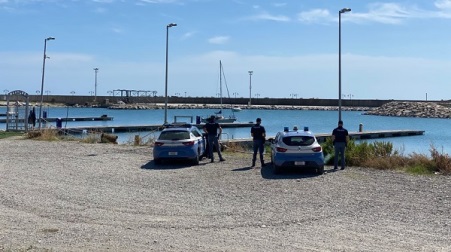 Installazione pontili al Porto, custodia cautelare per un dirigente comunale e del rappresentante legale società Accusati per turbata libertà degli incanti e falso