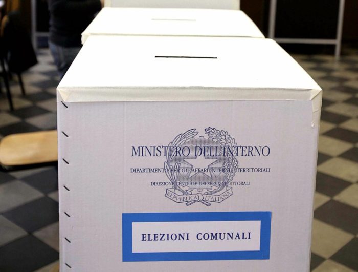 Amministrative, seggi aperti in Sicilia