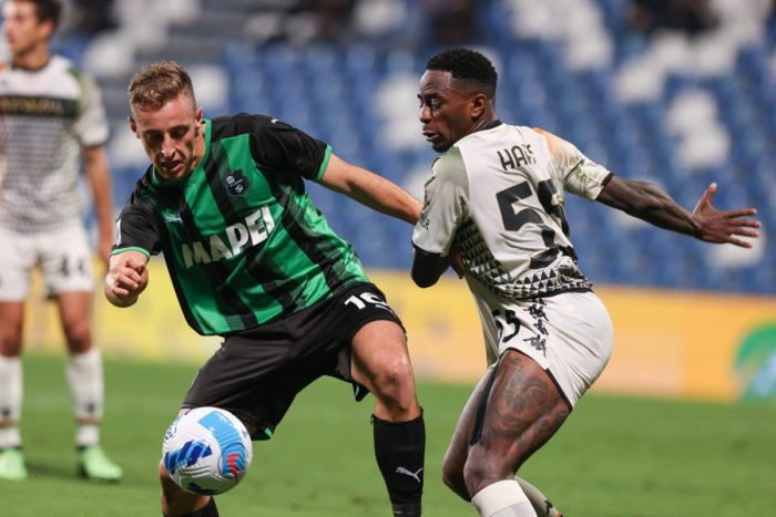 Okereke illude il Venezia, poi il Sassuolo vince 3-1