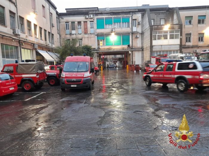 Pioggia battente sulla Sicilia orientale, isolata Augusta