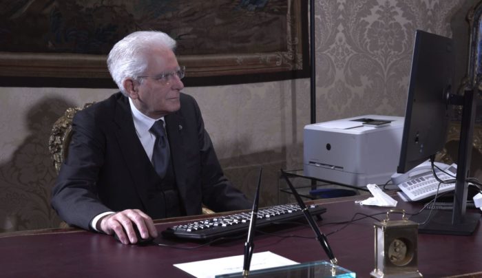 P.A., Mattarella scarica il primo certificato digitale