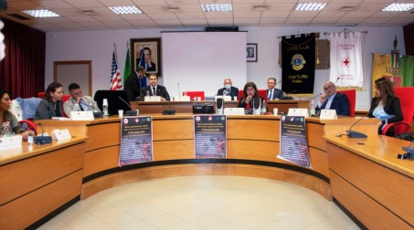 “Storie, testimonianze e analisi… dalla violenza al femminicio” Convegno organizzato dal Comune di Gioia Tauro, C. R. I. Lions Club e L'Ente di Alta Formazione Promethes