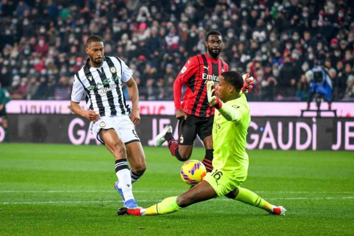 Ibra risponde a Beto, fra Udinese e Milan finisce 1-1