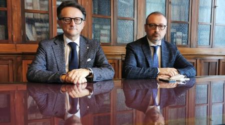 Città metropolitana, oltre 200 milioni per l’edilizia scolastica Presentato a Palazzo Alvaro il piano della Metrocity, Versace: “Nessun libro dei sogni, azioni concrete per scuole più sicure e moderne”