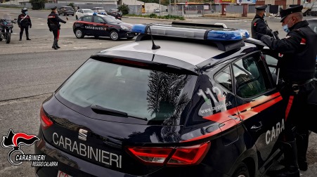 Reggio Calabria, Green Pass, interrotta serata di ballo con 300 persone per mancanza di sicurezza 400 i soggetti controllati nel complesso, tra gestori, dipendenti e avventori, 16 le sanzioni amministrative contestate per un totale di 6.000 euro, controllati anche locali dedicati alla movida e sale da ballo